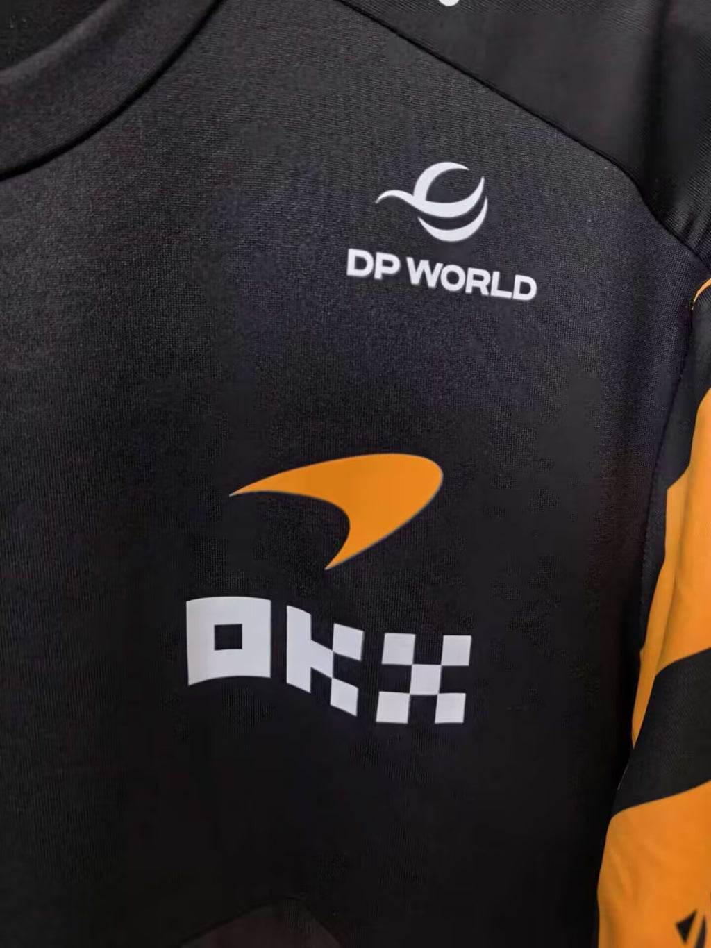 mclaren-2026-f1-racing-suit-p2302078
