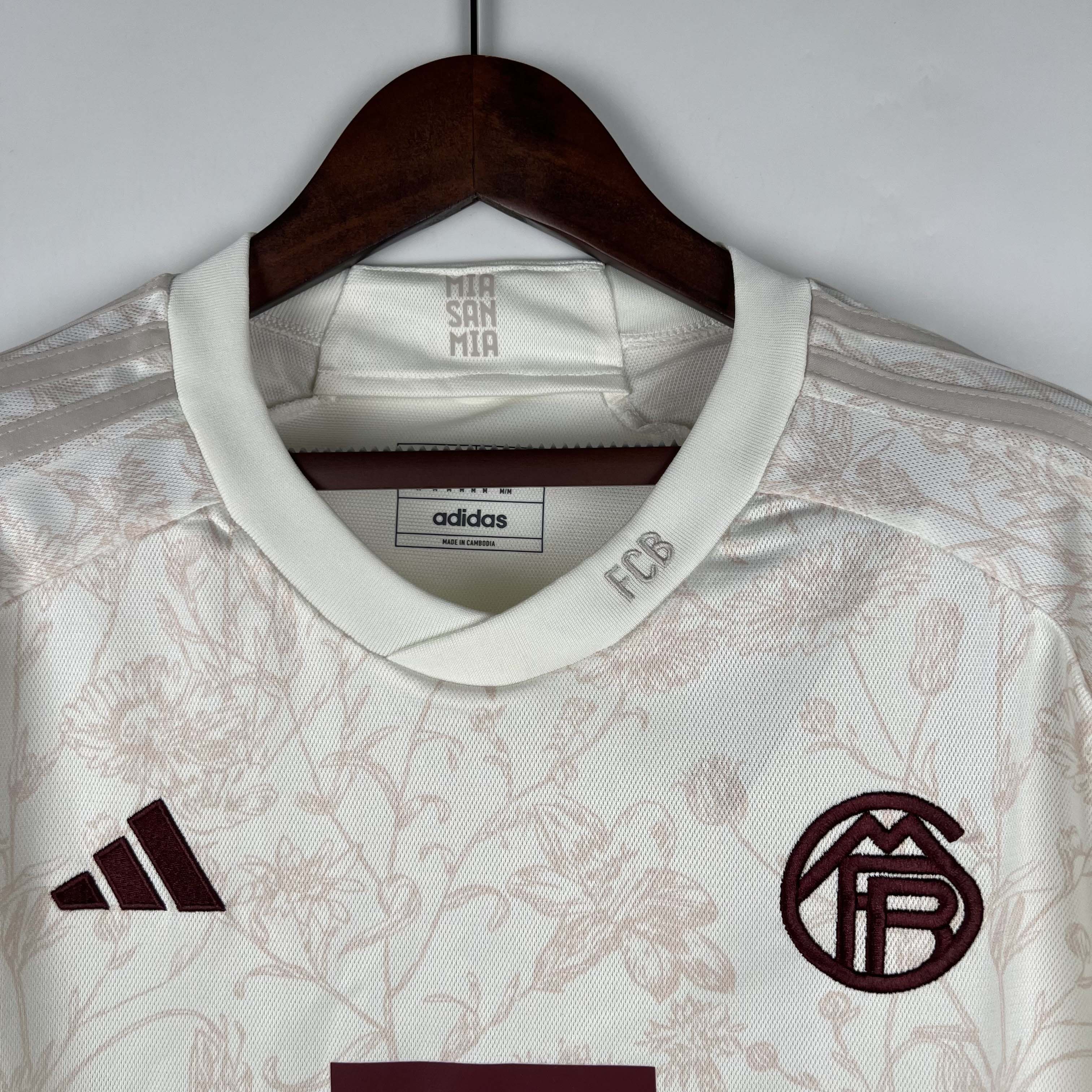 2023/2024 Bayern Munich Third Away