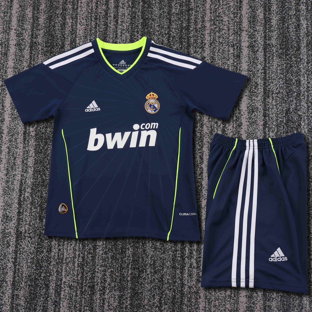 2010-2011 Retro Real Madrid Away