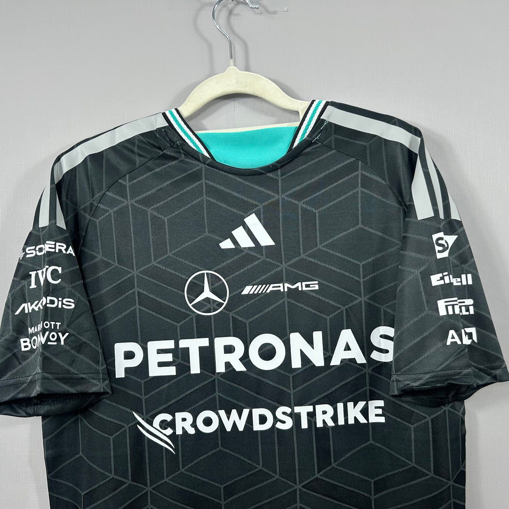 mercedes-2026-f1-racing-suit-p2209454