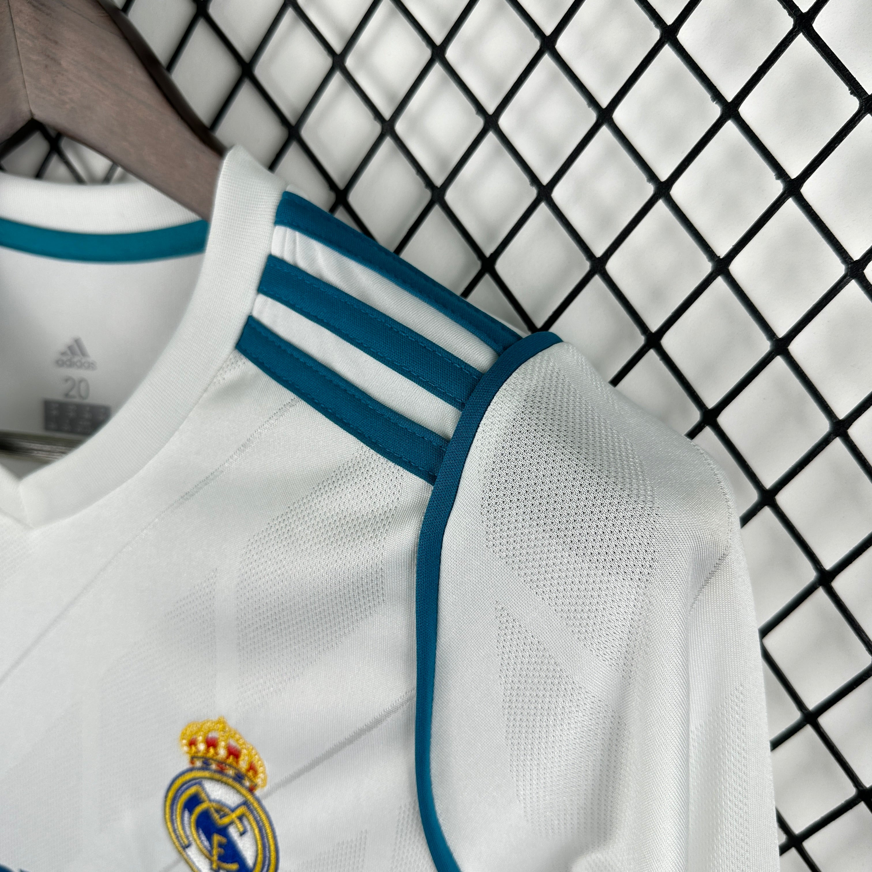 2017/2018 Retro Long Sleeve Real Madrid Home
