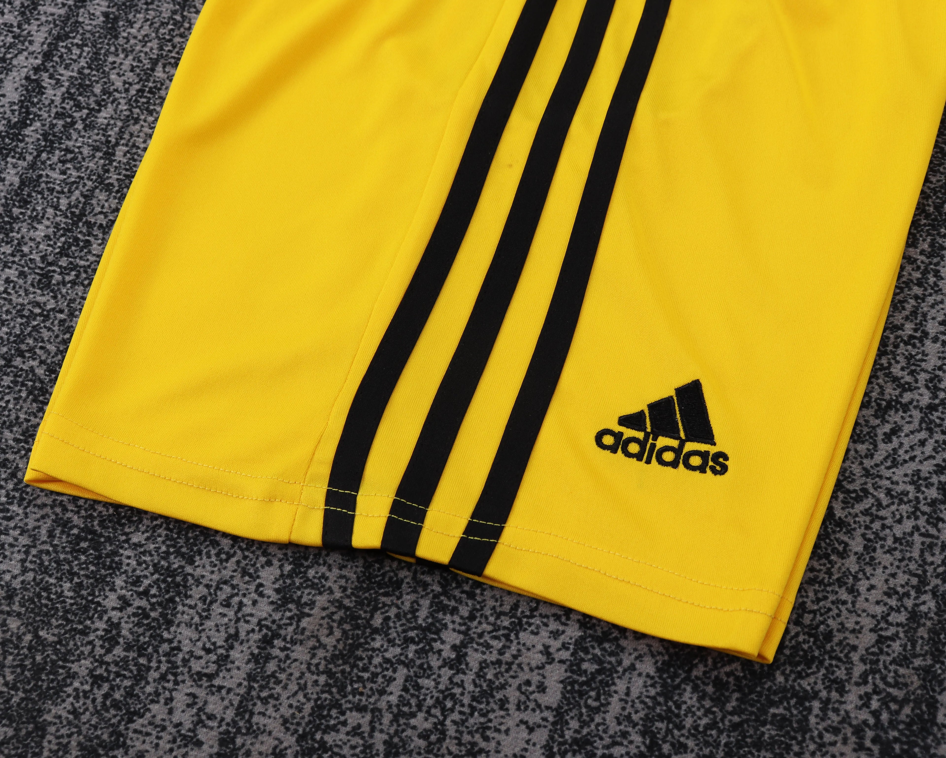 2011-2012 Retro Real Madrid Goalkeeper