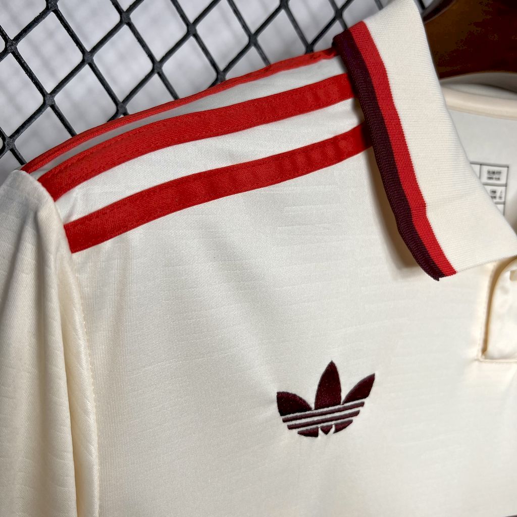2024/2025 Bayern Munich Third Away
