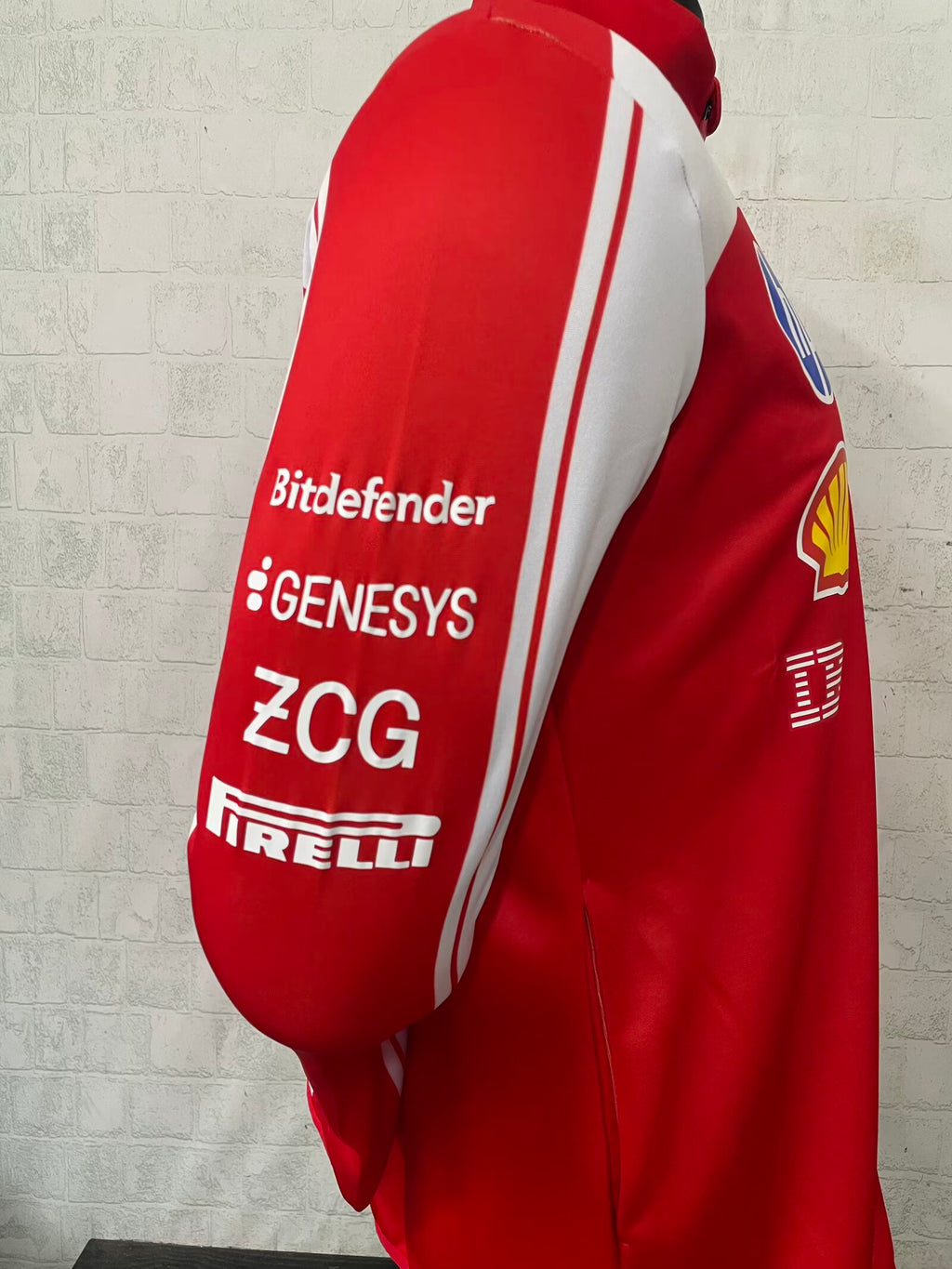 ferrari-2026-f1-jacket-p2323151