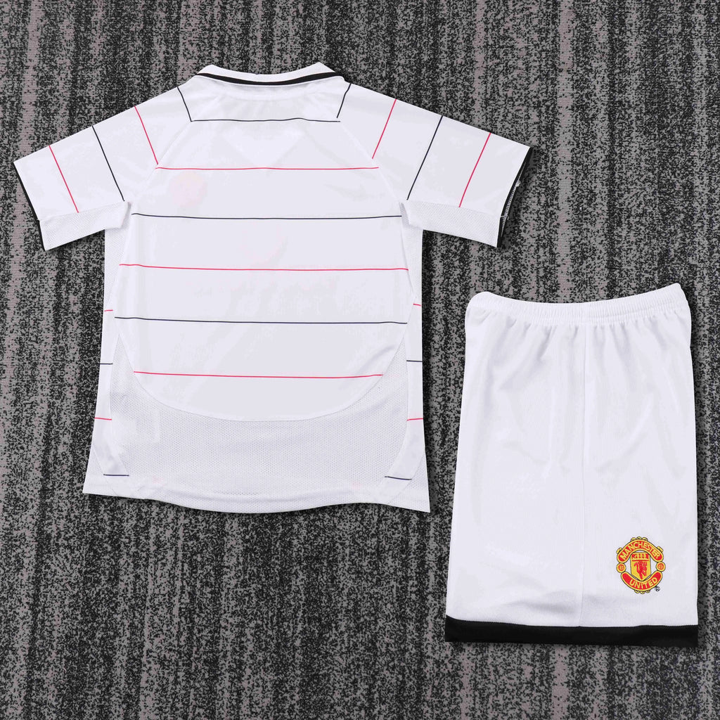 2003-2005 Retro Manchester United Away