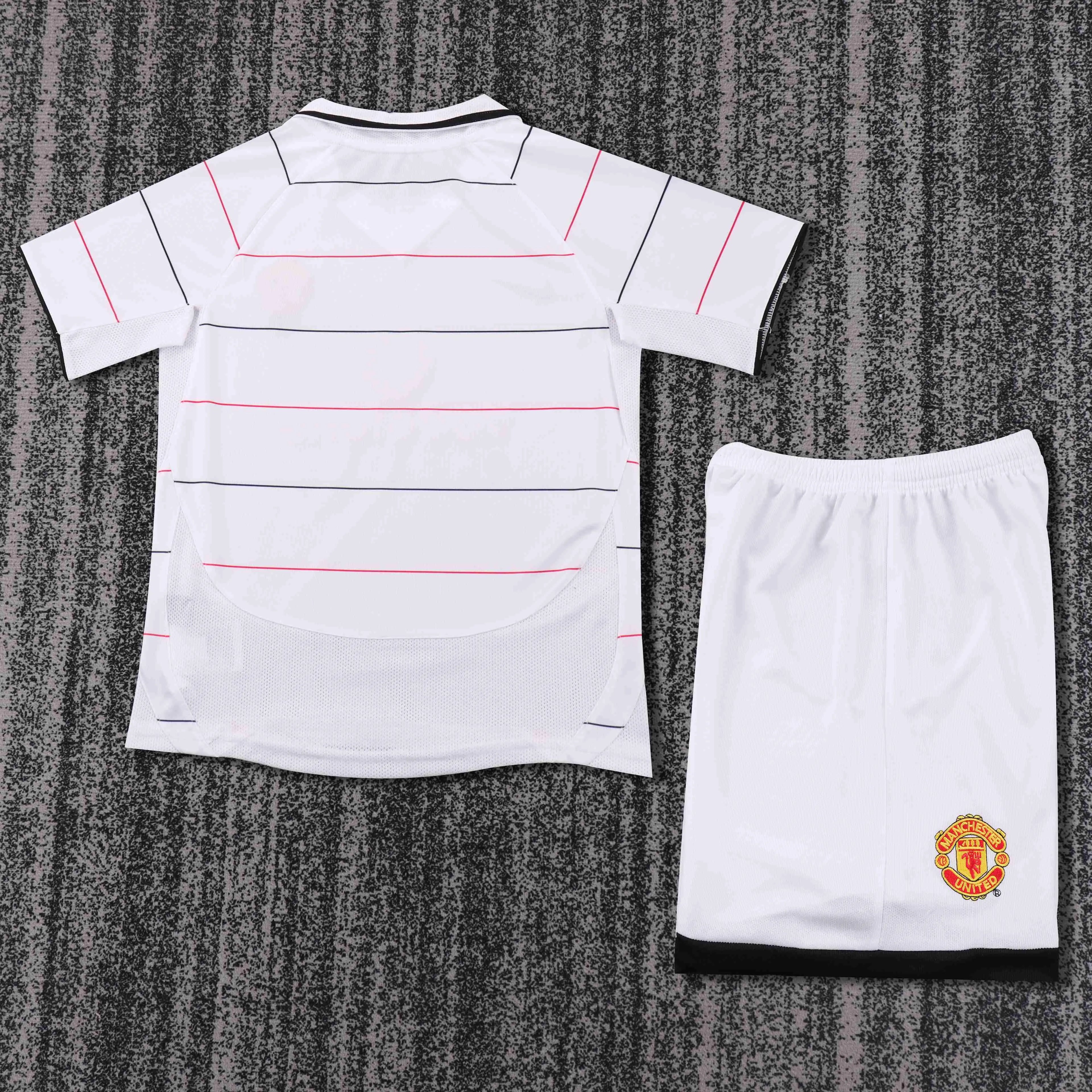 2003-2005 Retro Manchester United Away