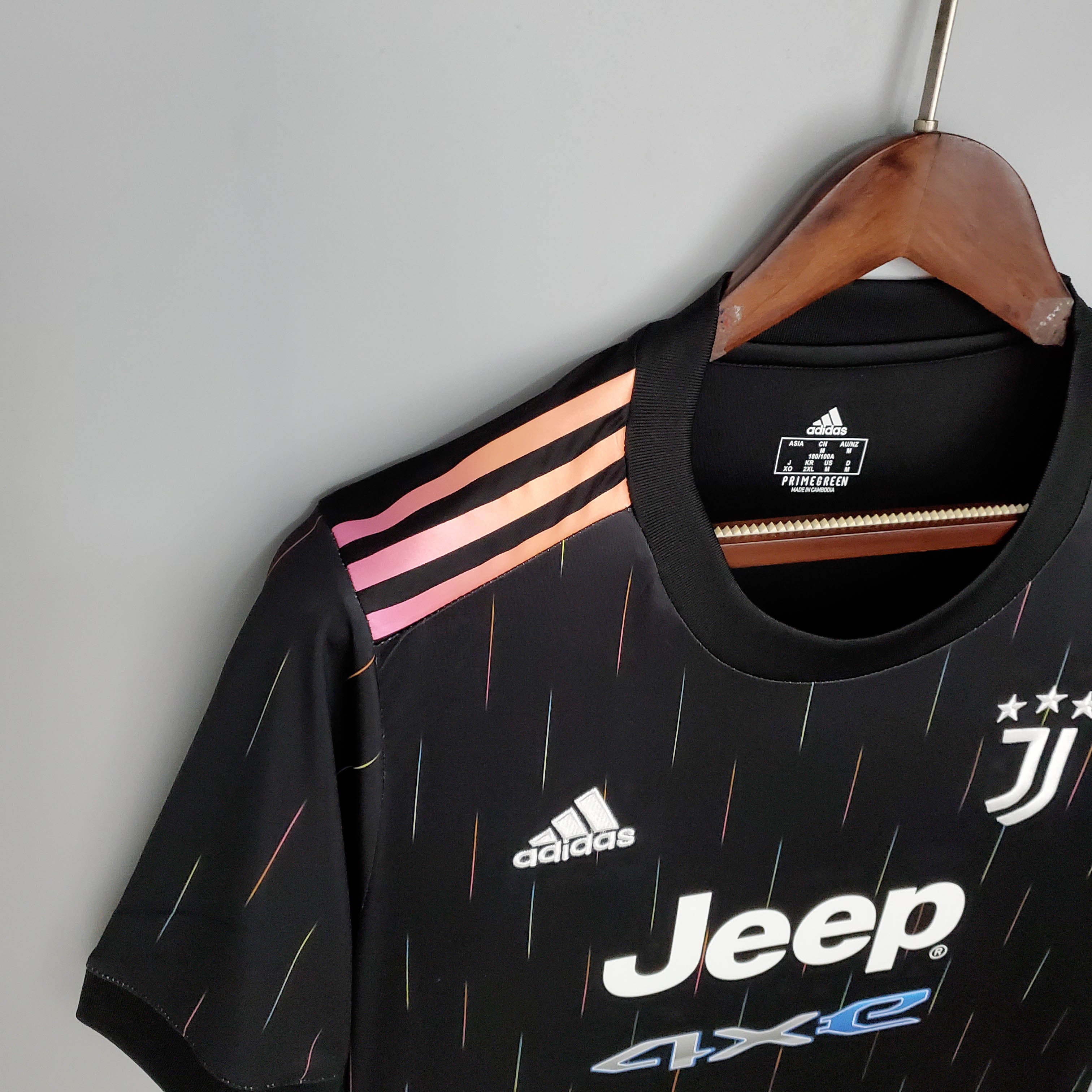 Juventus 2021/2022 jersey