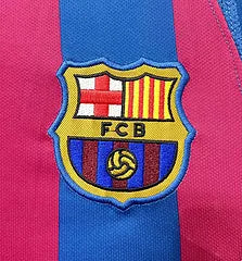 2005/2006 Retro Long Sleeve Barcelona Home