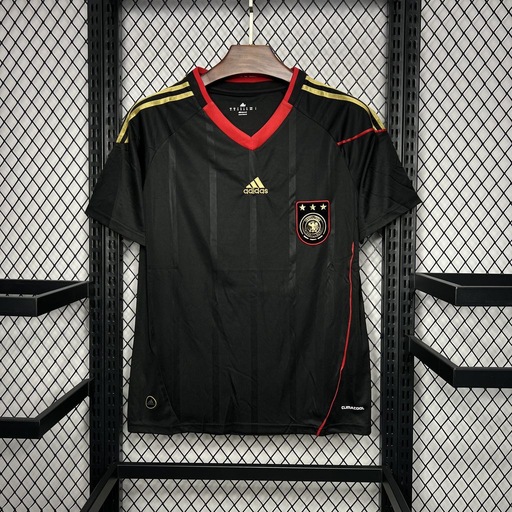 2010 Retro