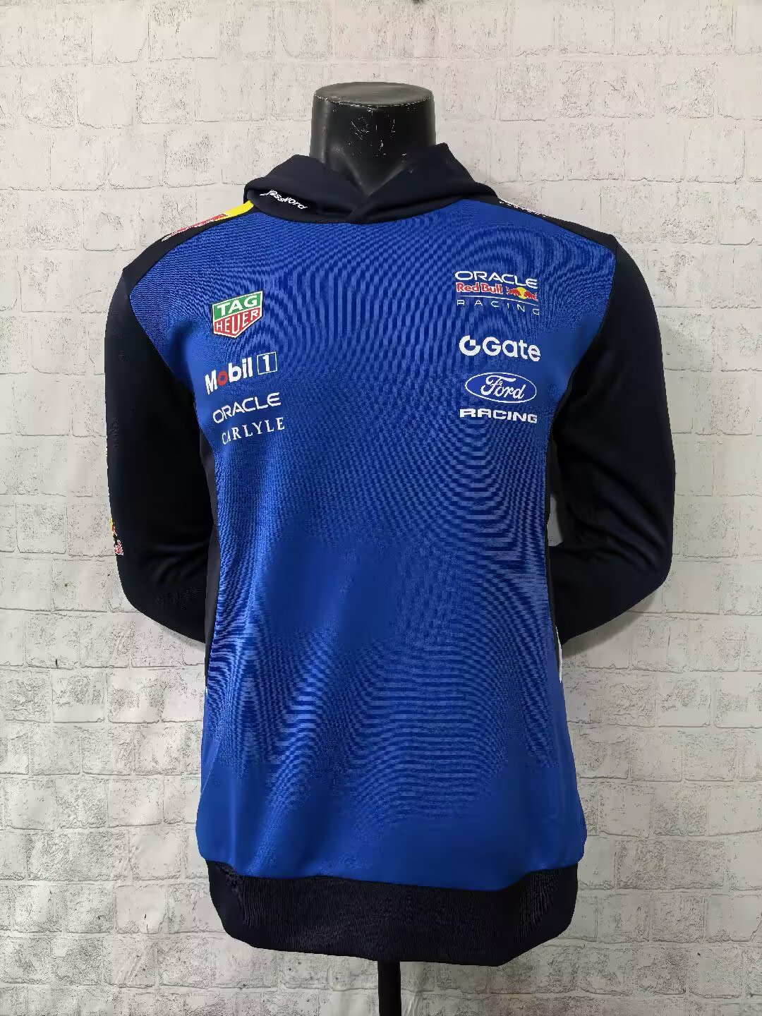 red-bull-2026-f1-sweater-p1870353