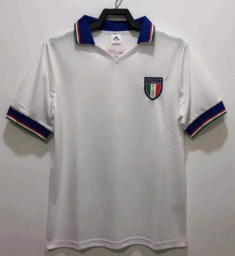 1982 Retro FIFA Italy Away Soccer Shirt