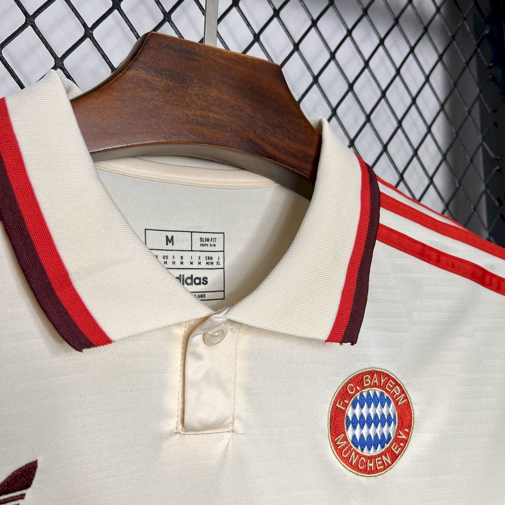 2024/2025 Bayern Munich Third Away