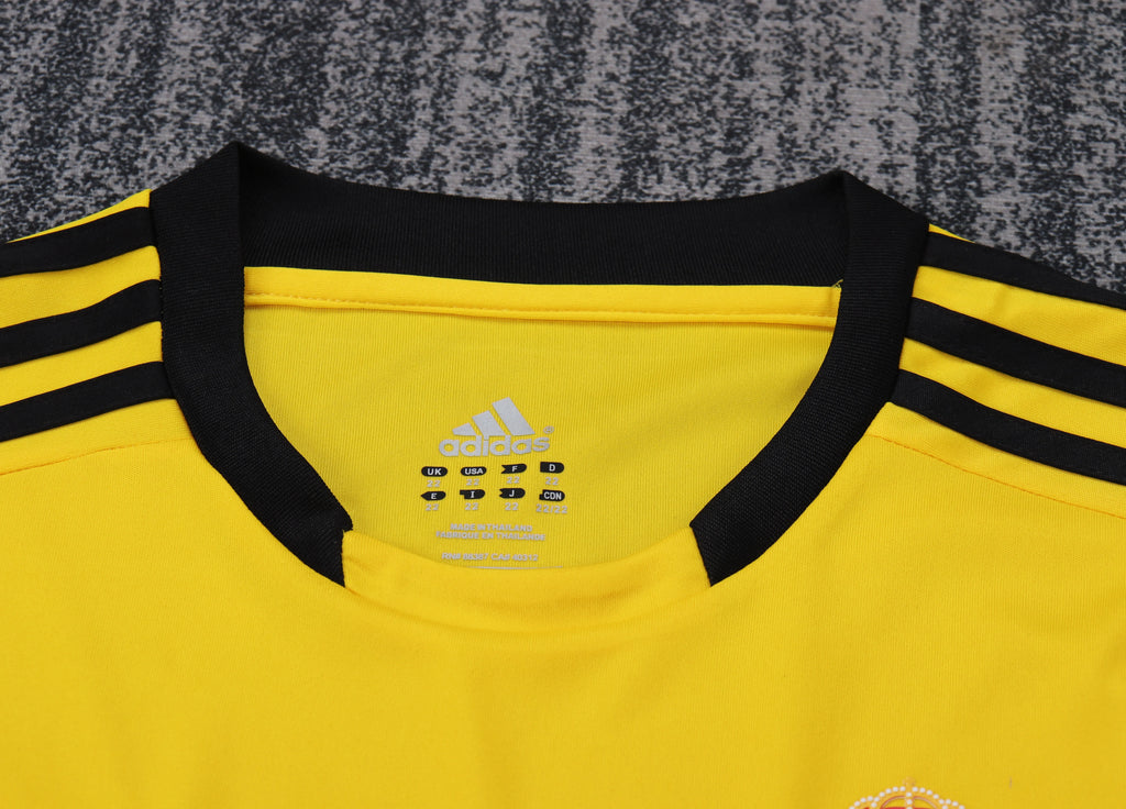 2011-2012 Retro Real Madrid Goalkeeper