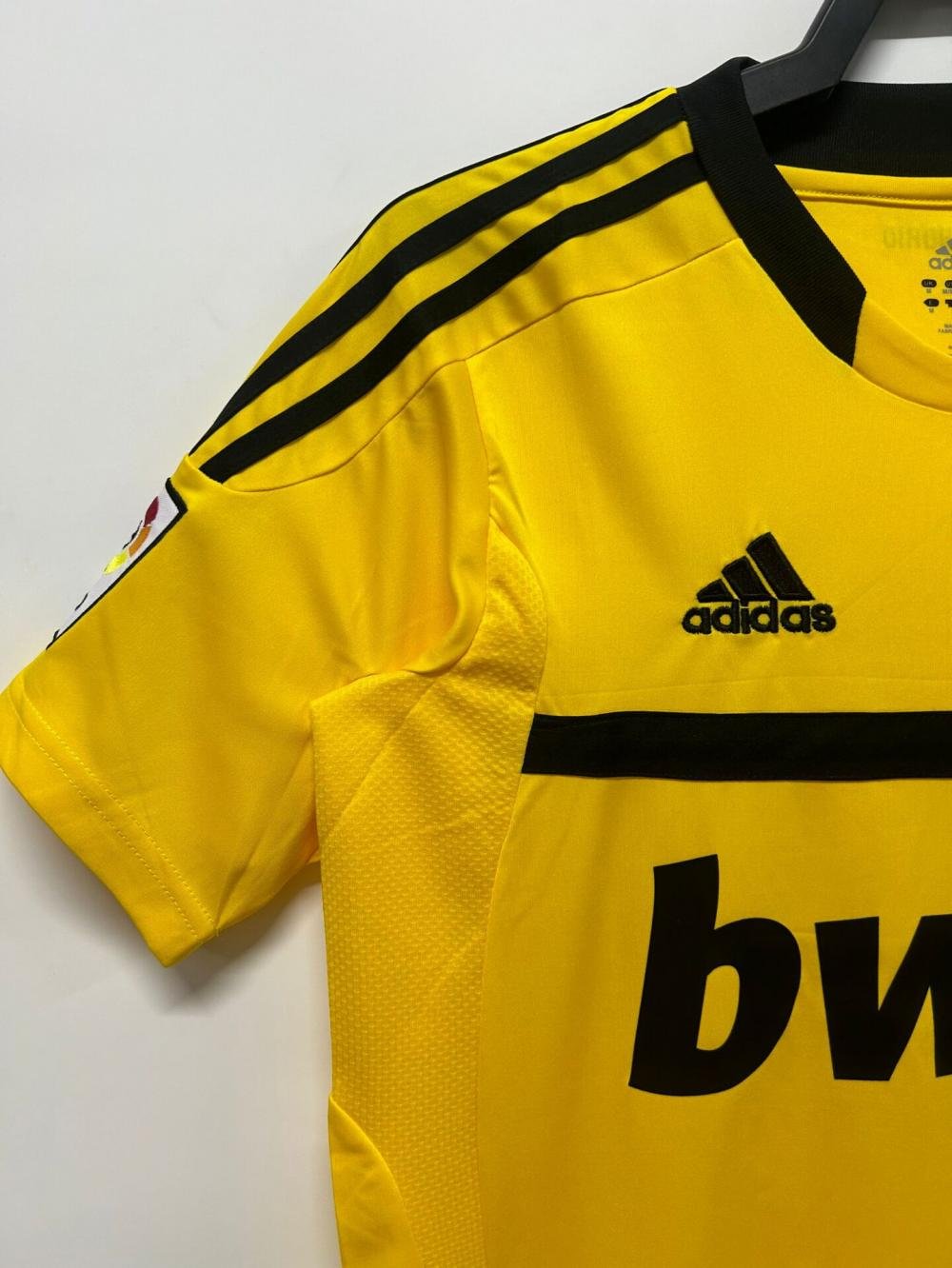 2011/2012 Retro Real Madrid Goalkeeper