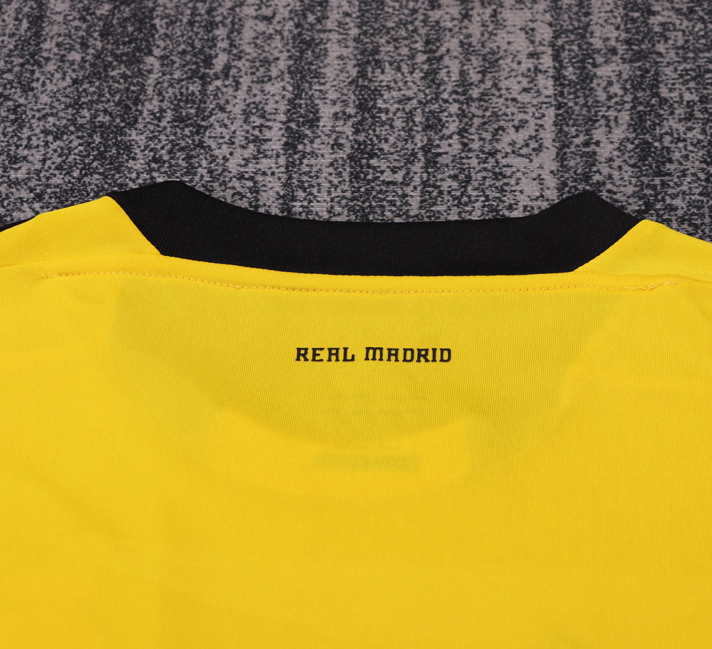 2011-2012 Retro Real Madrid Goalkeeper