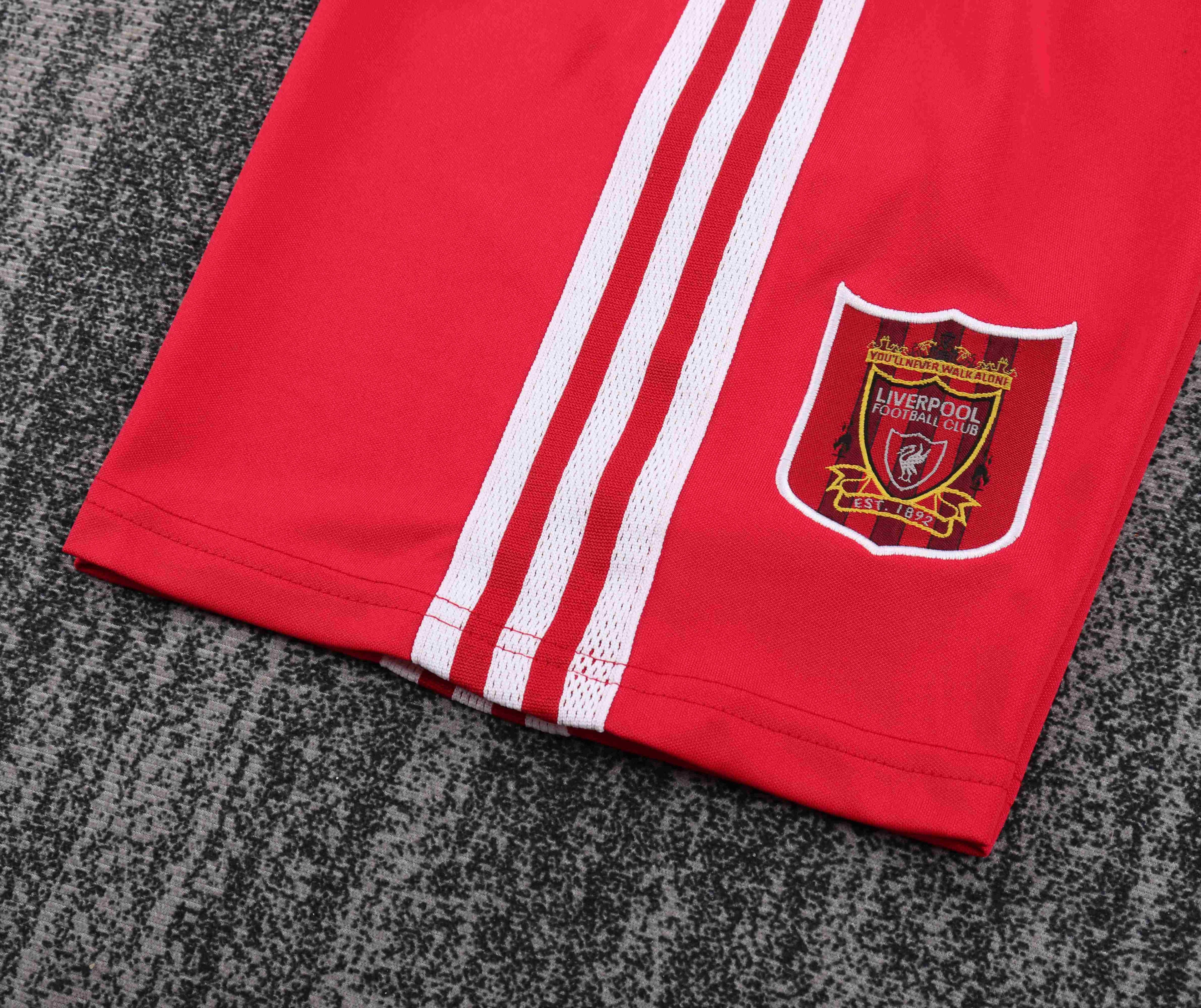 1995-1996 Retro Liverpool Home