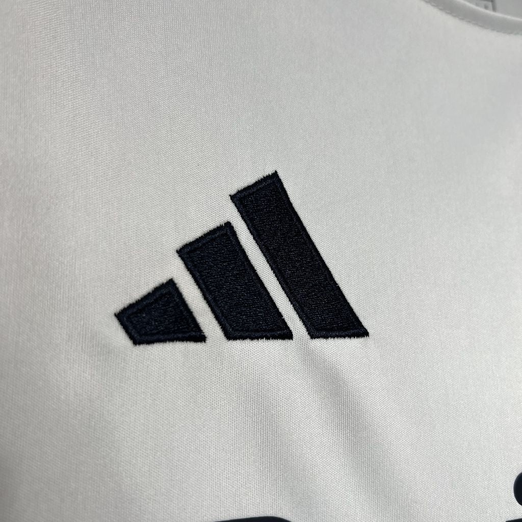 2024/2025 Real Madrid Pre-match Training Jersey