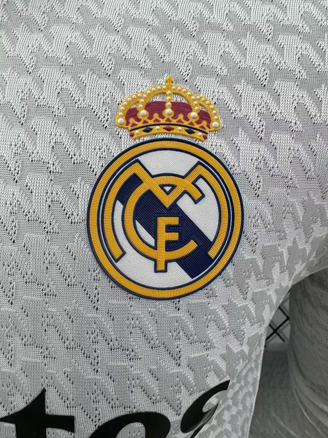 2024/2025 Player Version Real Madrid Home Long Sleeve Jersey