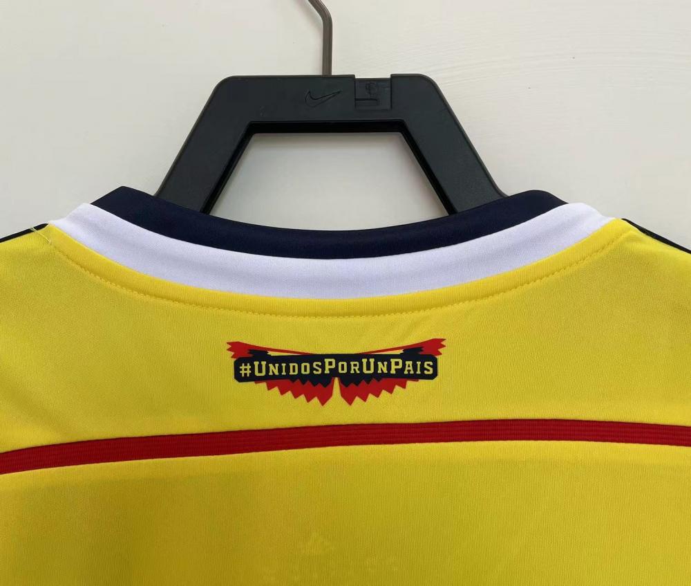 2014 Retro Colombia Home