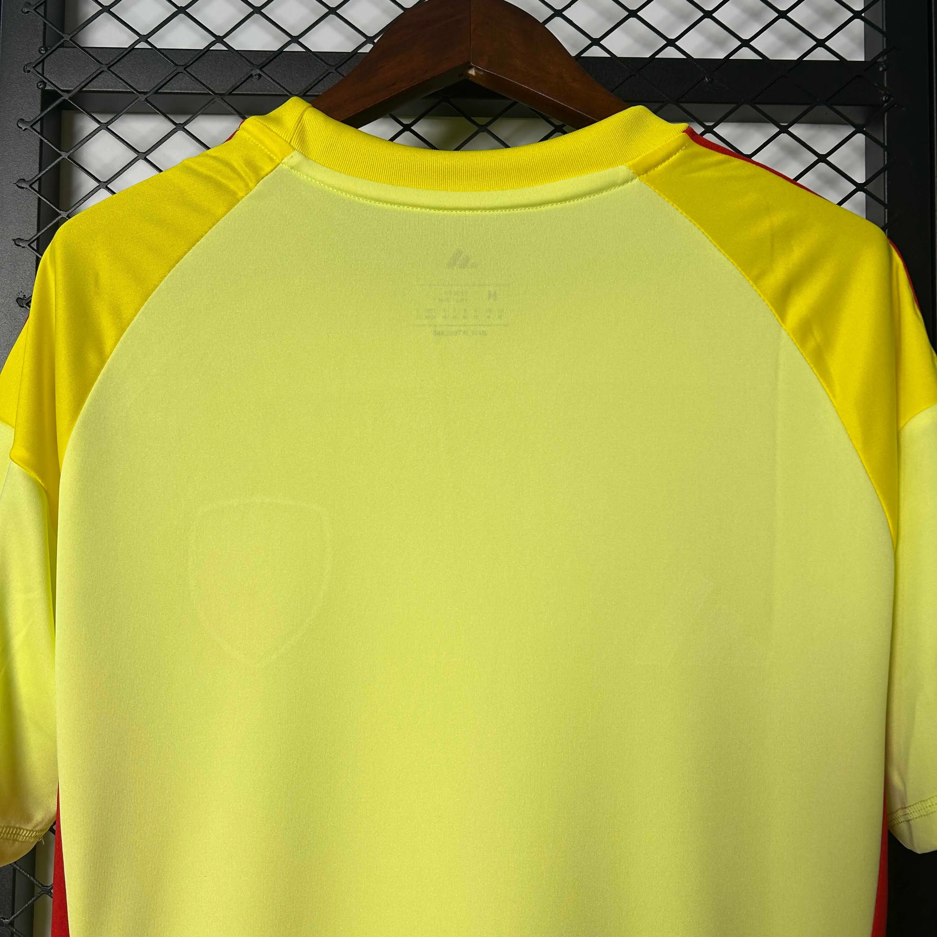 2025/2026 Arsenal Goalie Yellow