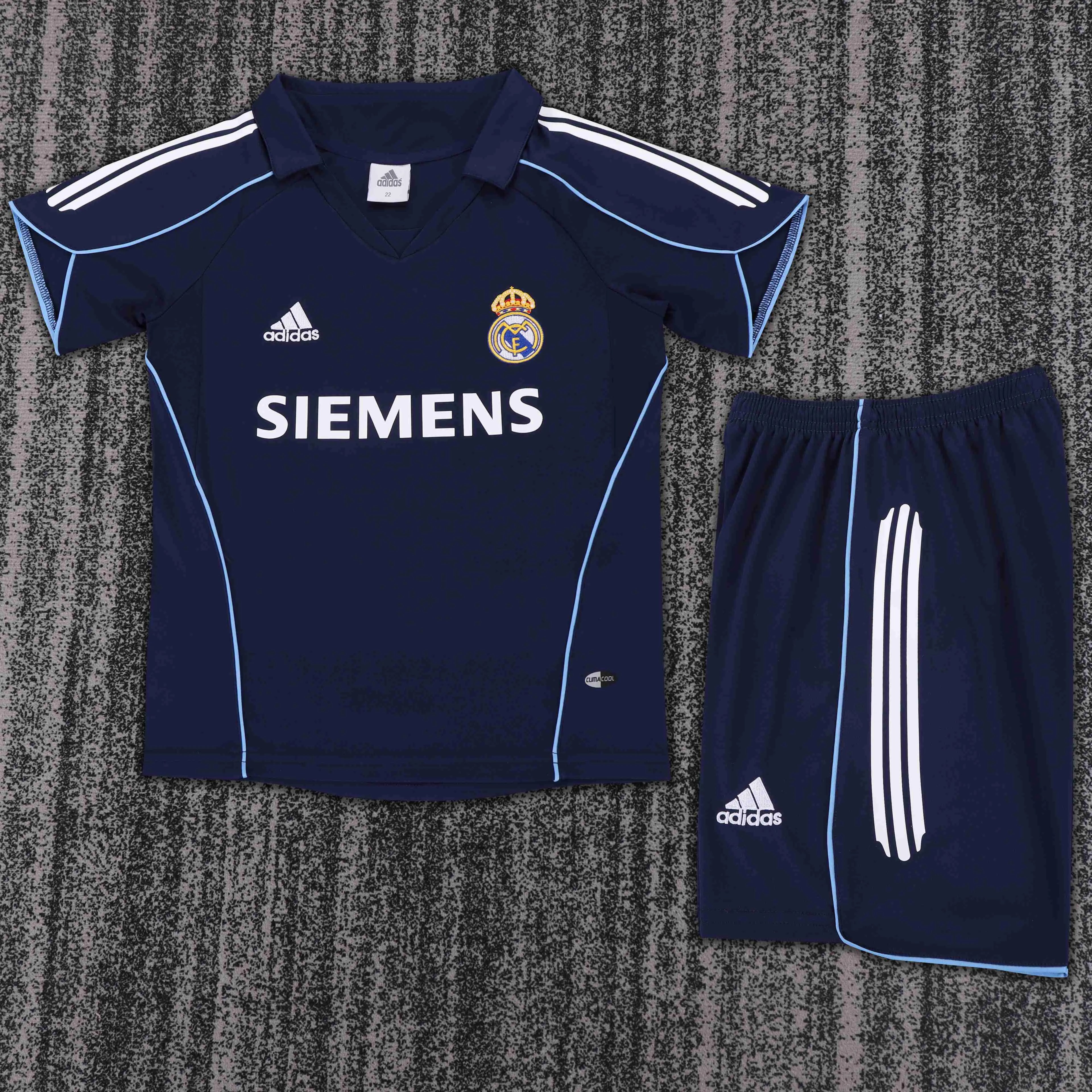 2005-2006 Retro Real Madrid Away