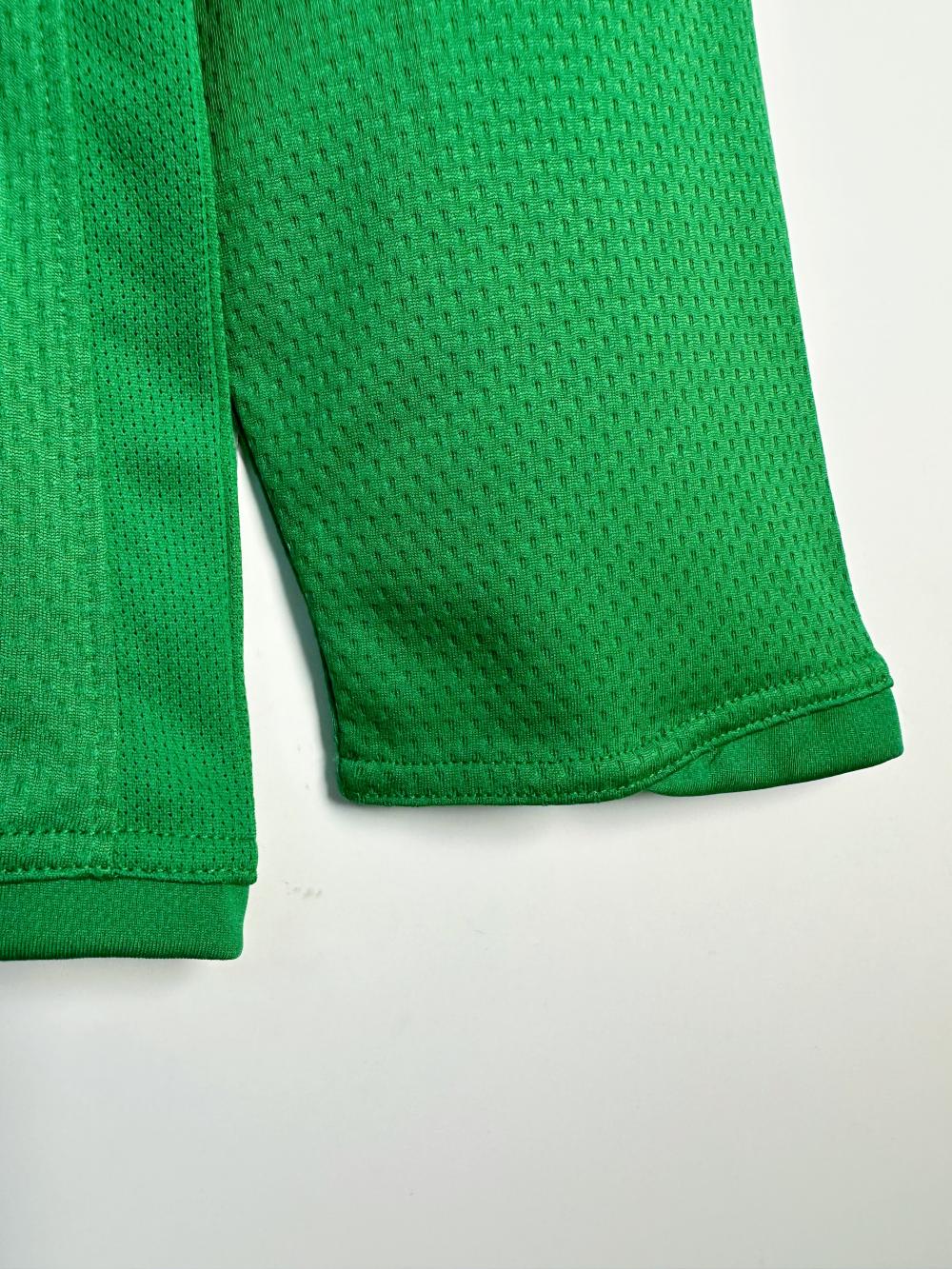 2007/2008 Retro Long Sleeve Manchester United Goalkeeper Green