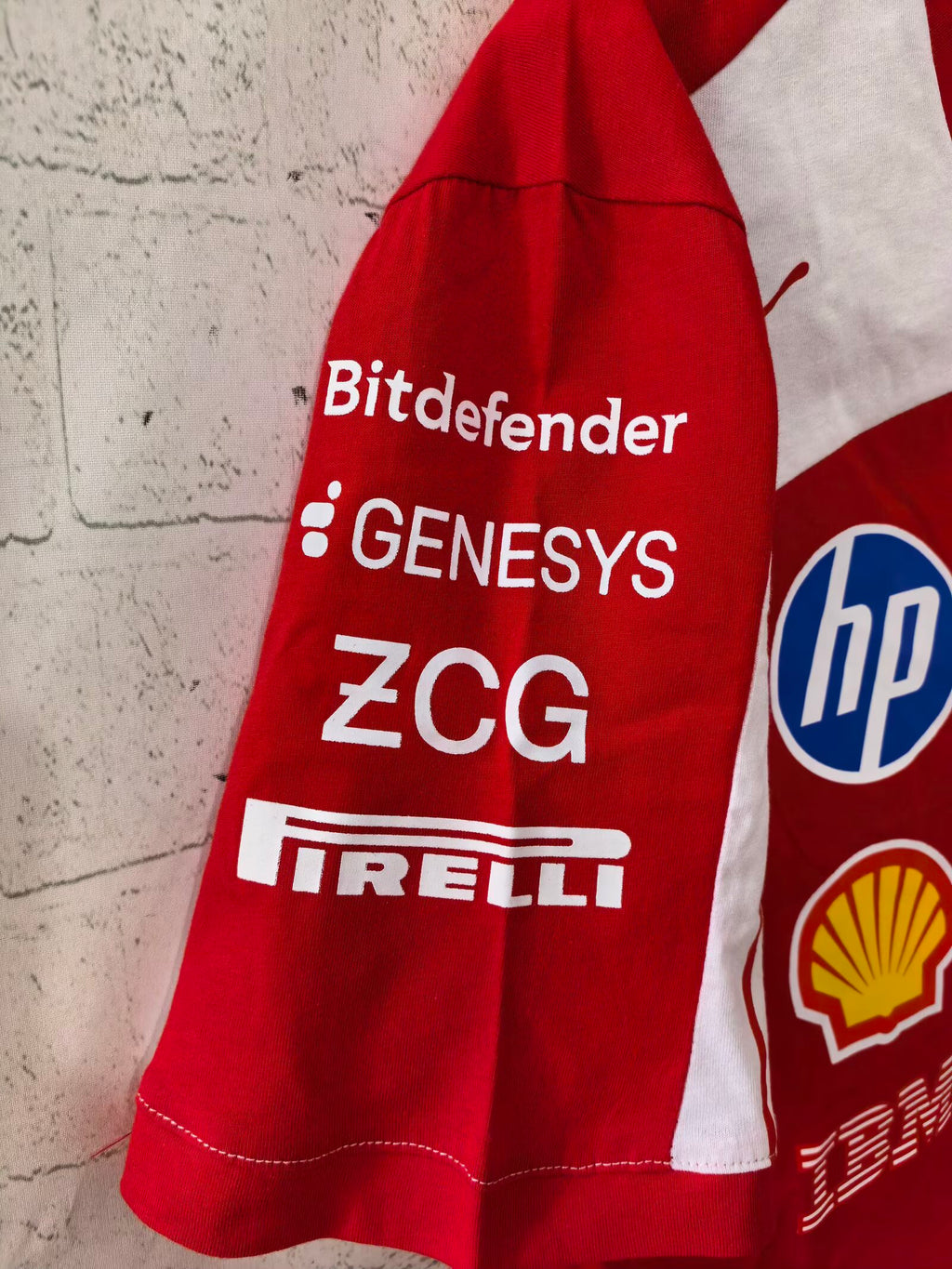 ferrari-2026-f1-racing-suit-p2064801