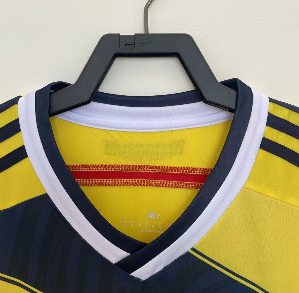 2014 Retro Colombia Home