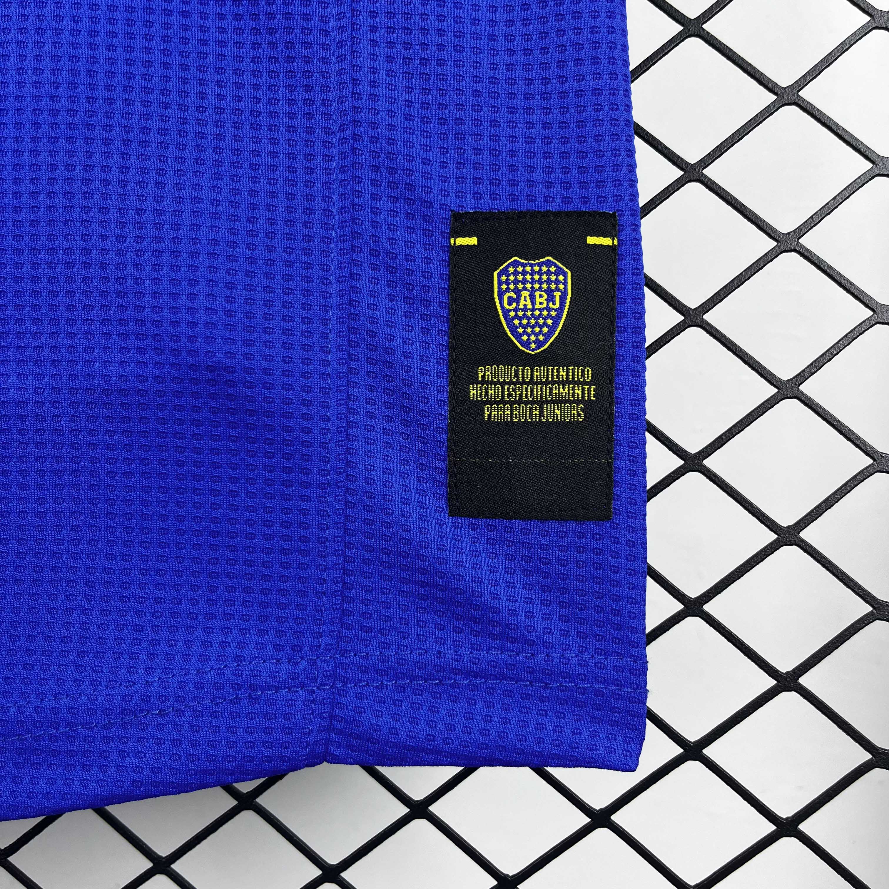2005 Retro Boca Juniors 100th Anniversary Edition
