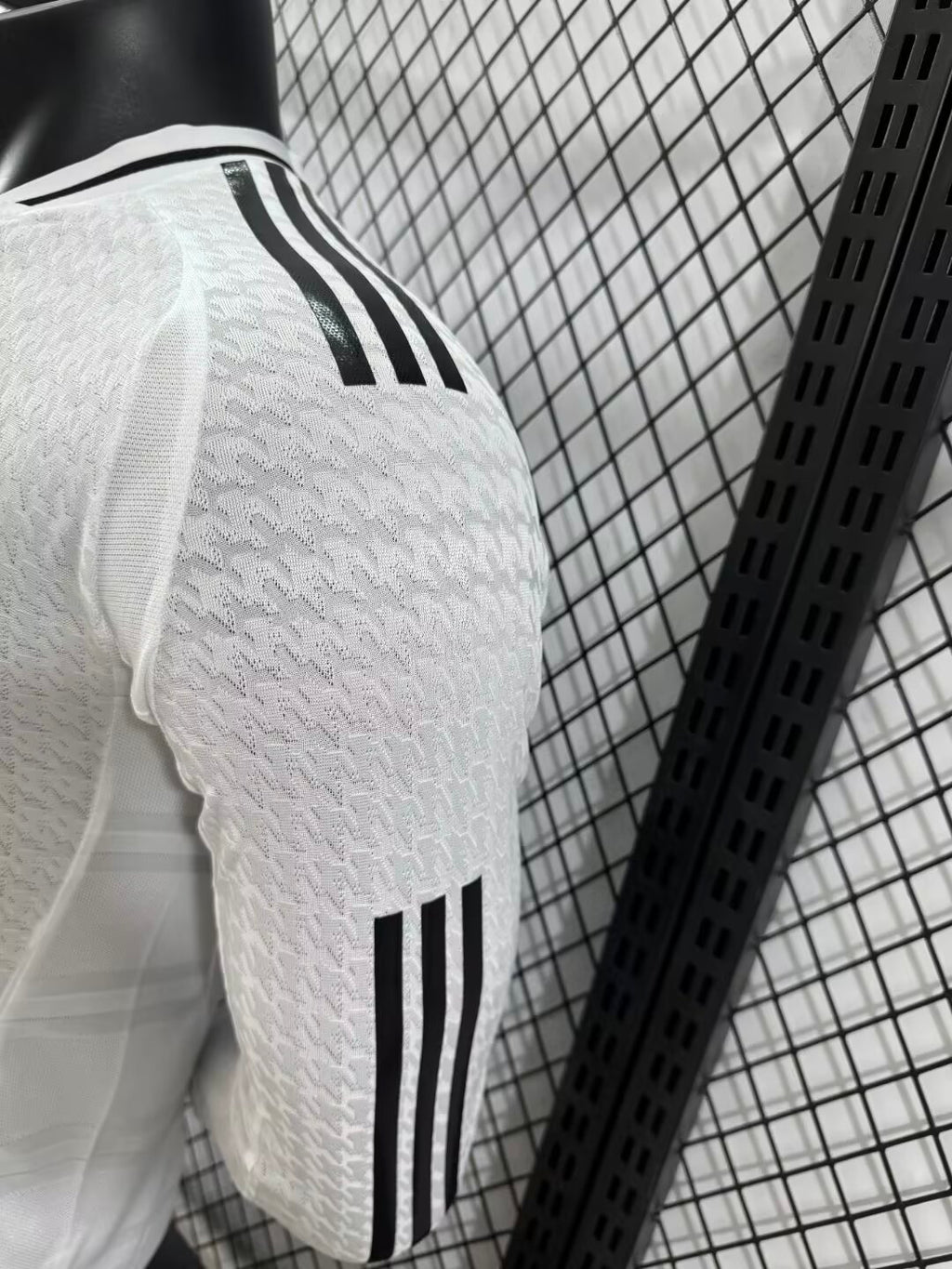 2024/2025 Player Version Real Madrid Home Long Sleeve Jersey