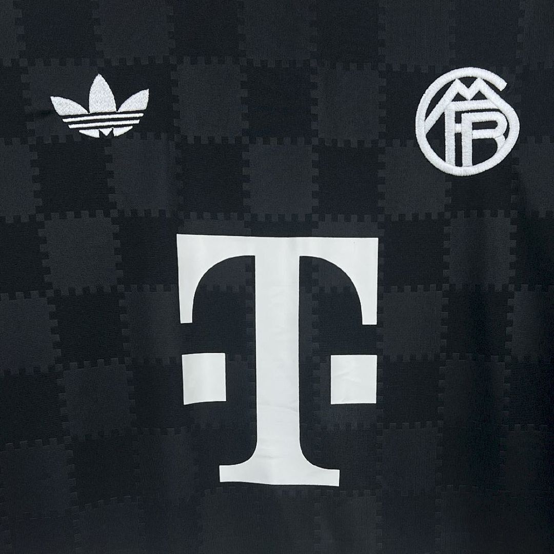 2025/2026 Bayern Munich Third Away