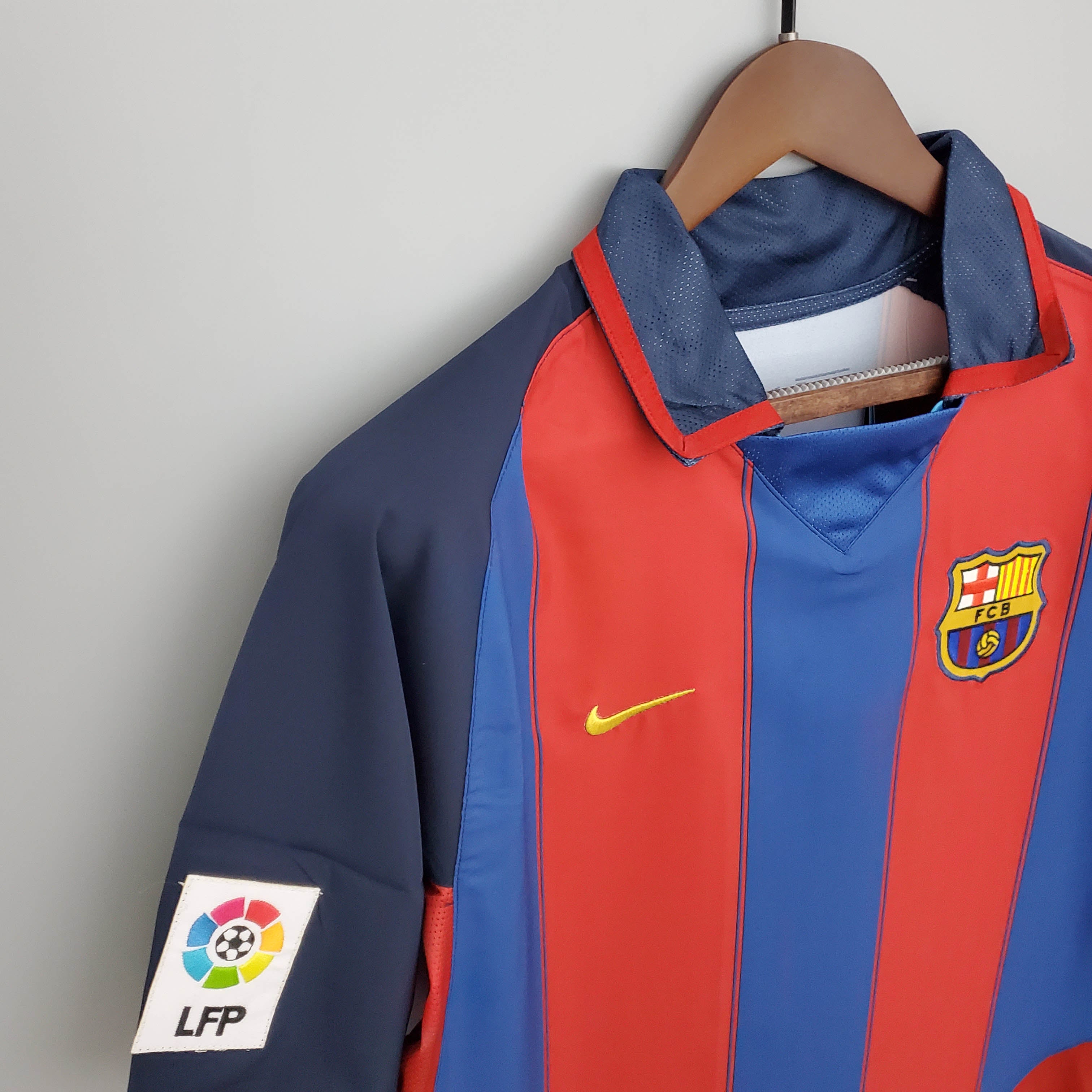 2003/2004 Retro Barcelona Home