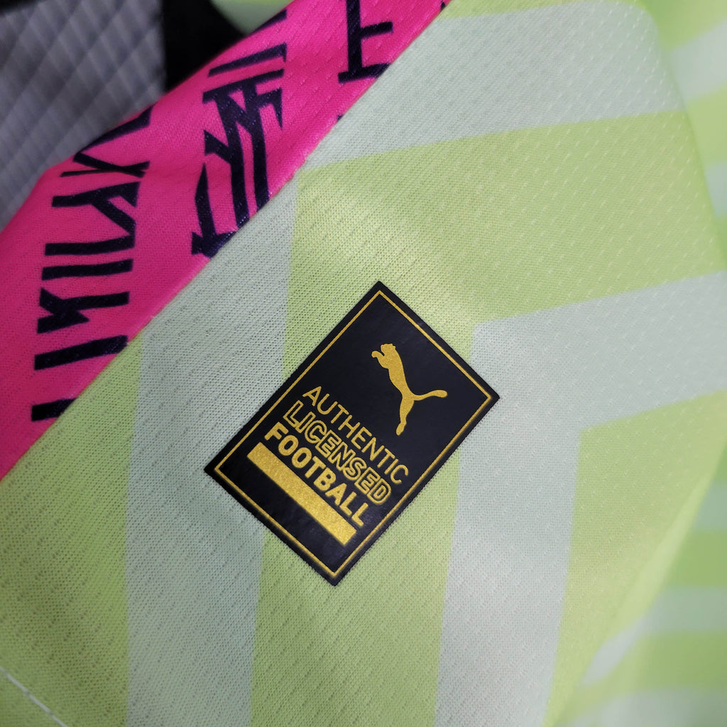 2023/2024 Borussia Mönchengladbach Goalkeeper Fluorescent Green
