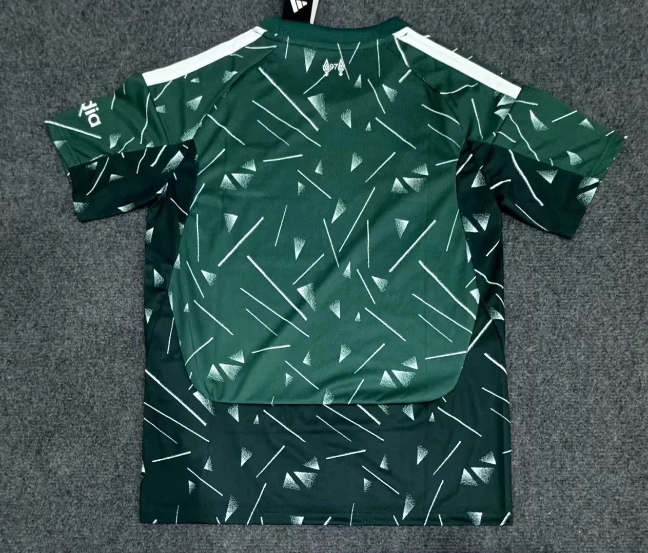 2026/2027 Liverpool Goalkeeper Football Shirt 1:1 Thai Quality