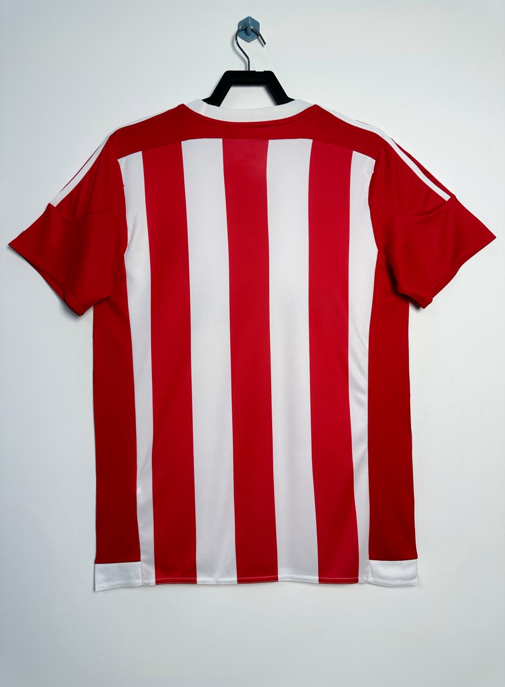 2015-2016 Retro Southampton Home