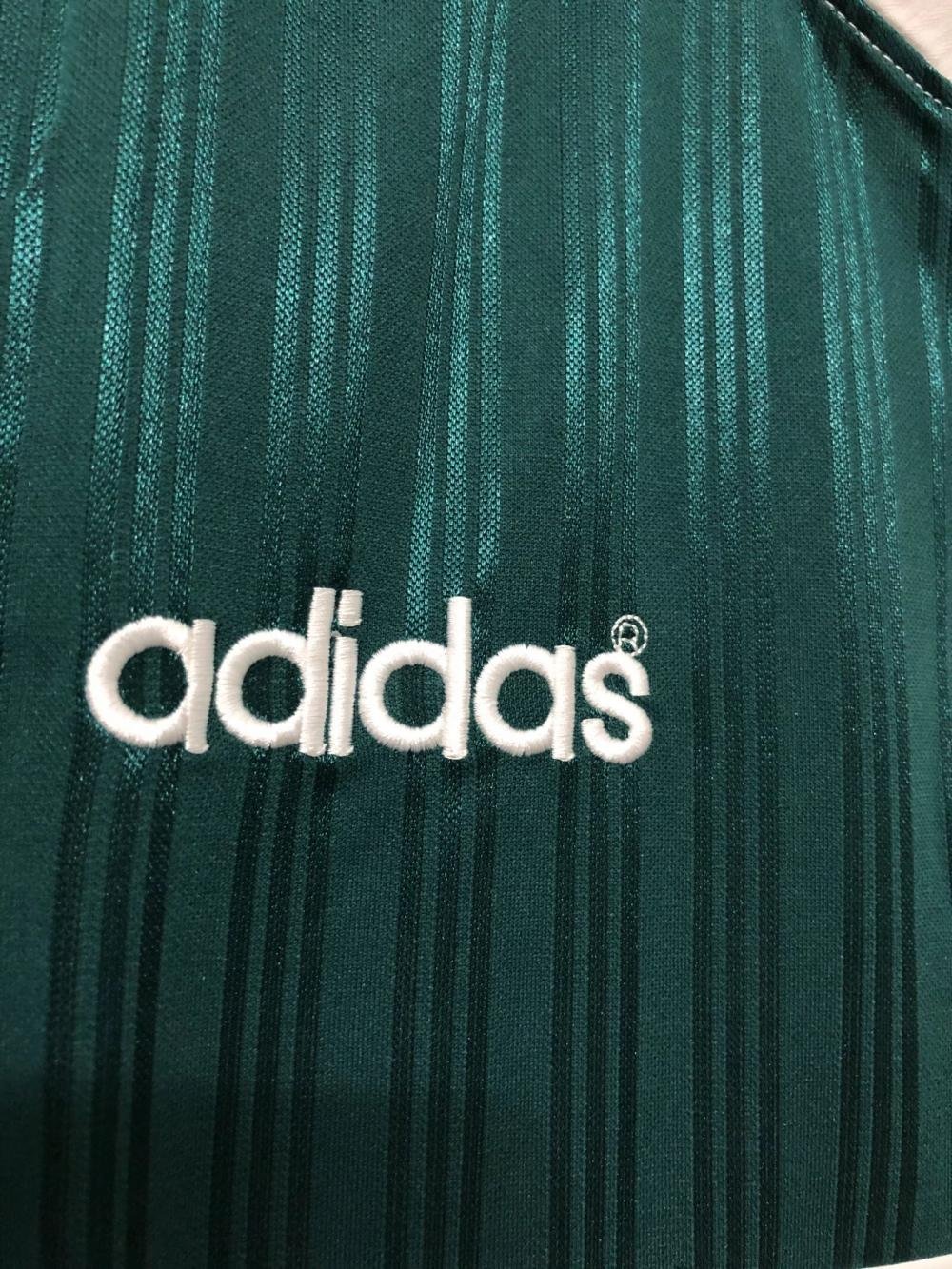1995/1996 Retro Liverpool Away