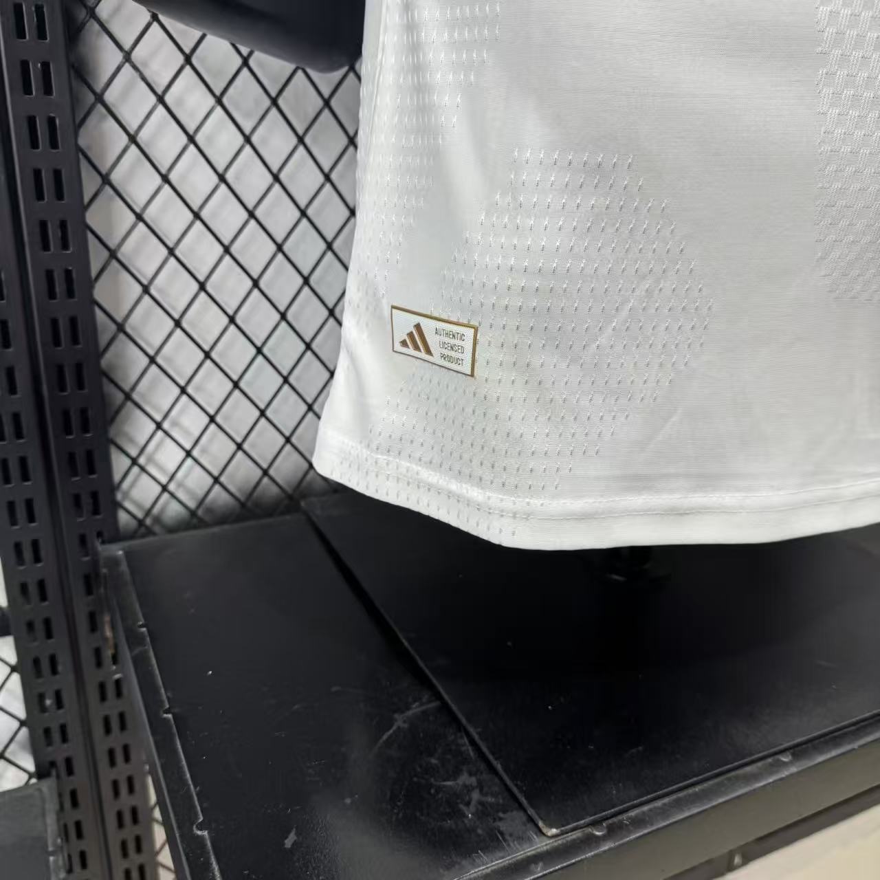 2026/2027 Player Version Real Madrid Home Football Jersey 1:1 Thai quality topjersey