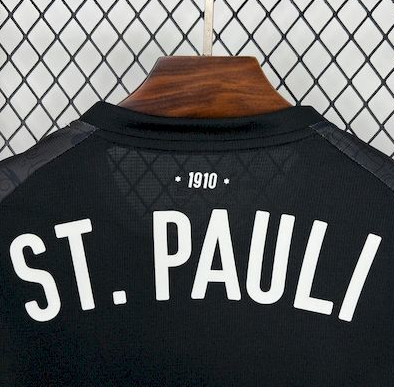 2025/2026 St Pauli Third Away