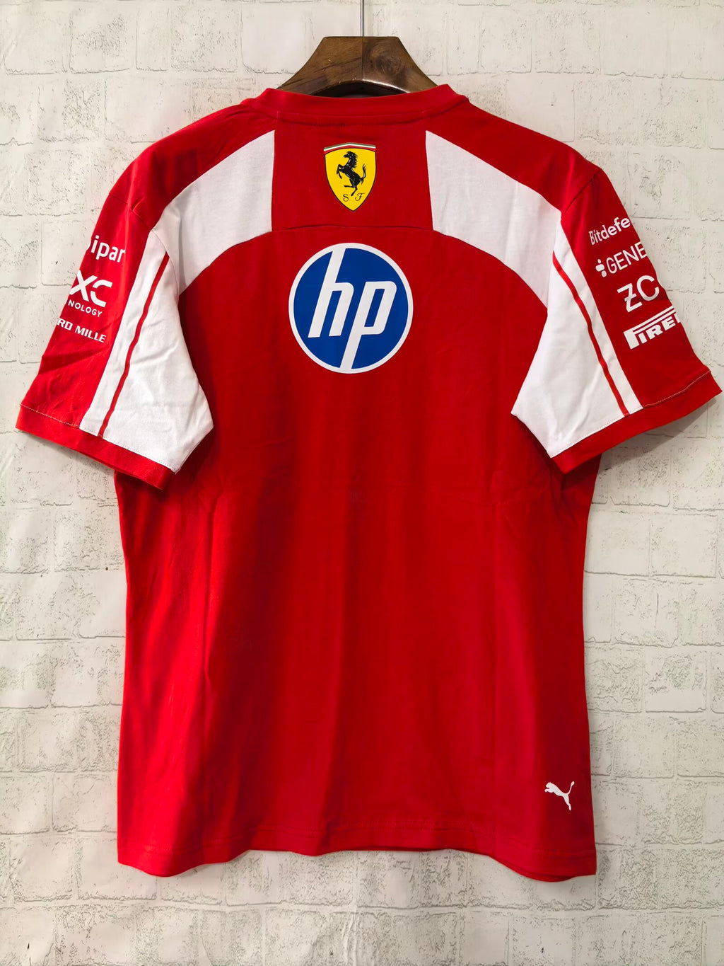 ferrari-2026-f1-racing-suit-p2064801