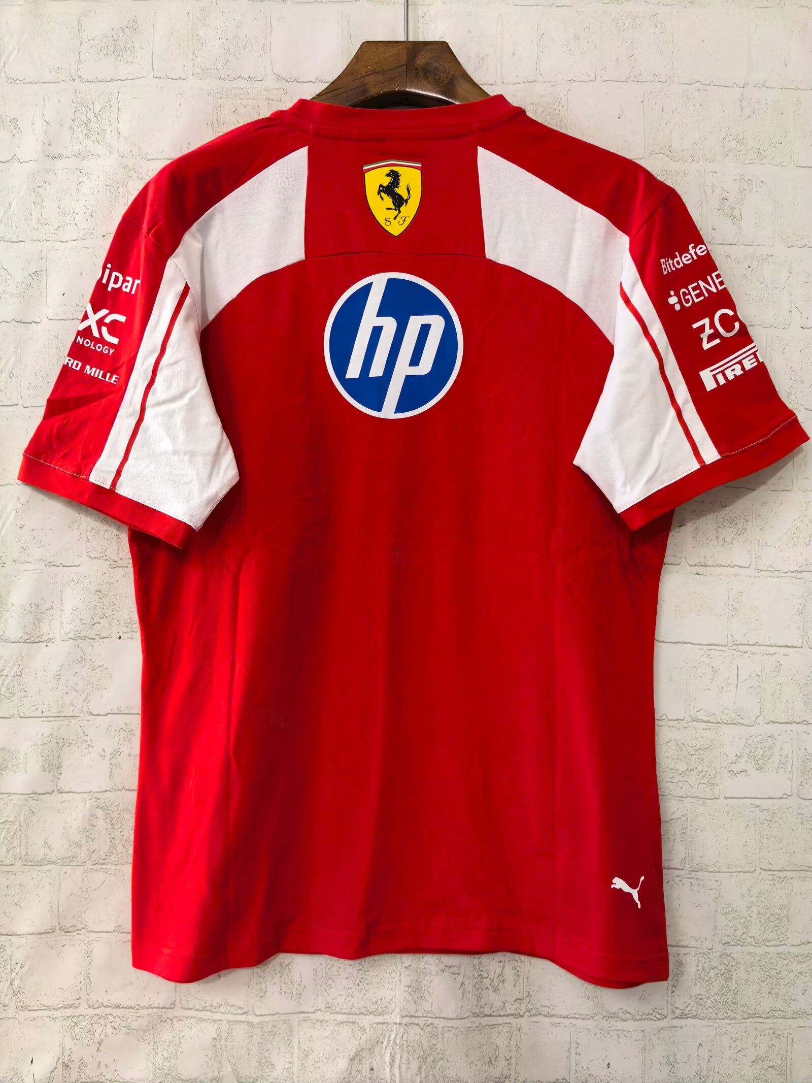 ferrari-2026-f1-racing-suit-p2064801
