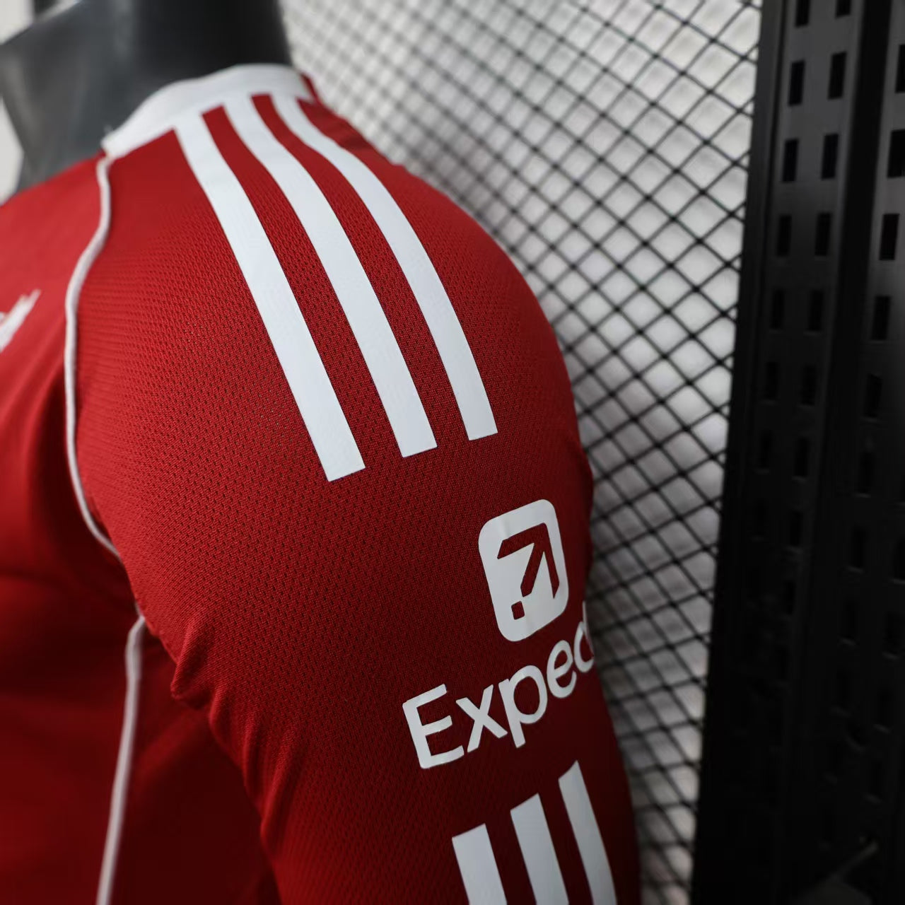 2025/2026 Long Sleeve Liverpool Home Player Version