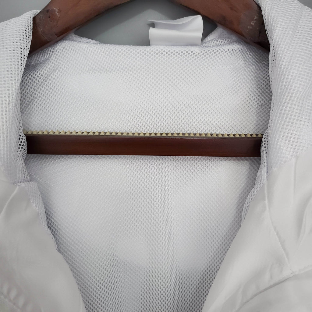 2021 Windbreaker