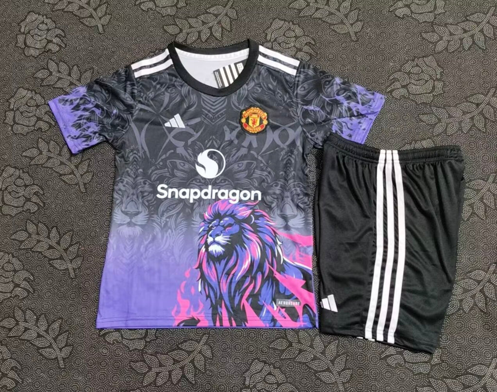 2025/2026 Manchester United Lion Training Suit
