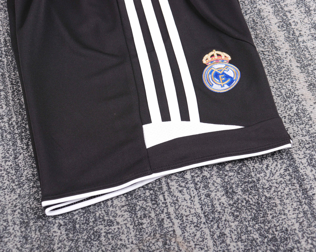 2006-2007 Retro Real Madrid Third Away