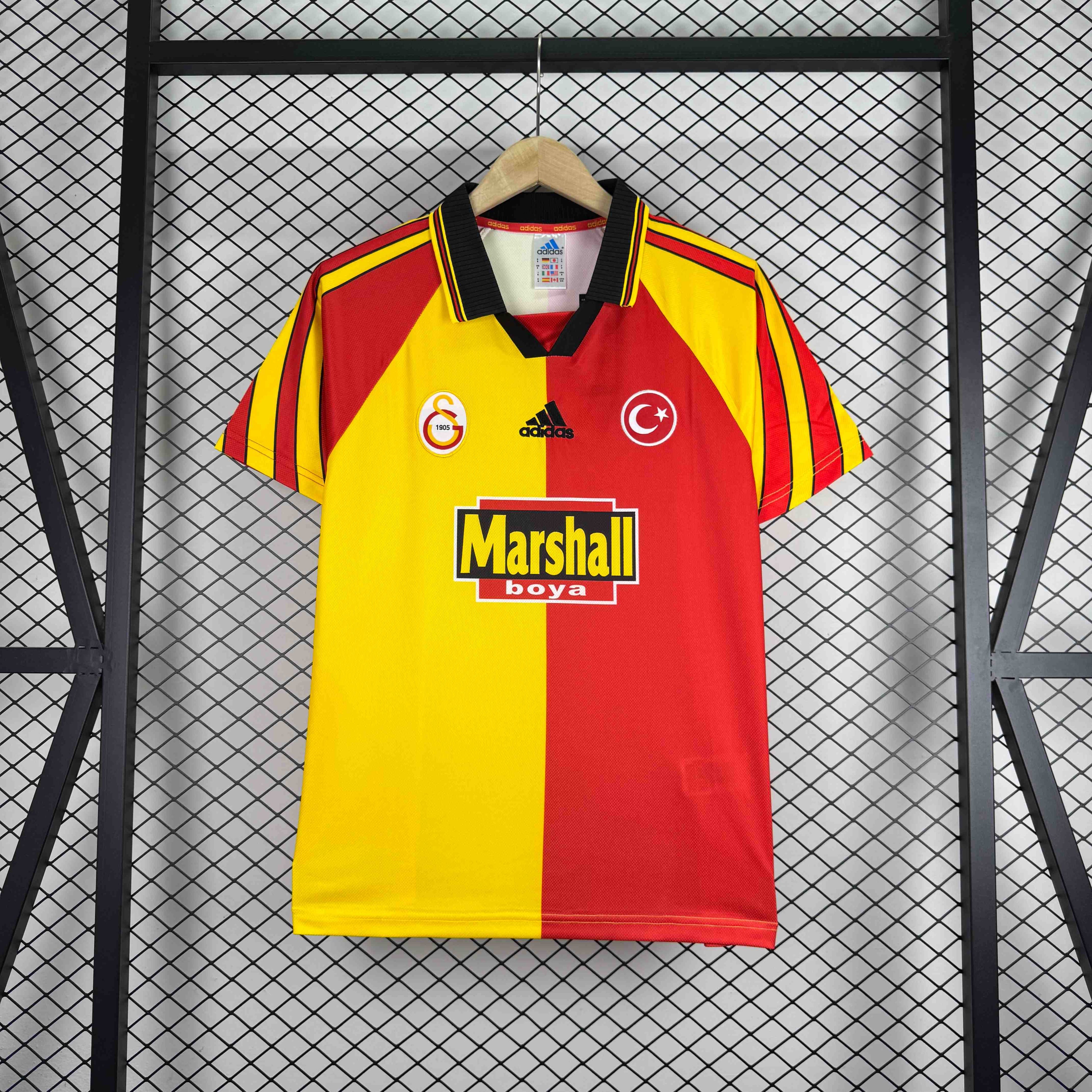 1998/1999 Retro Galatasaray Home