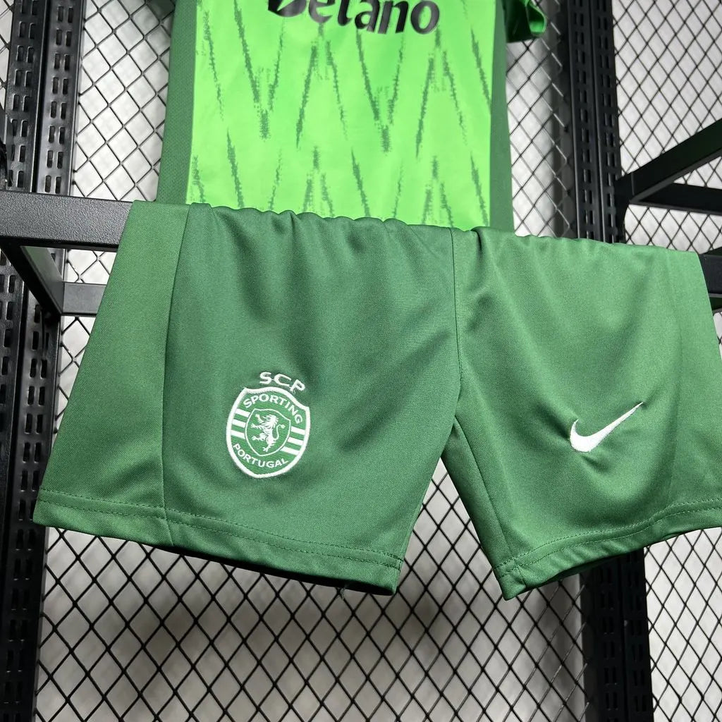 2024/2025 Sporting Lisbon Third Away
