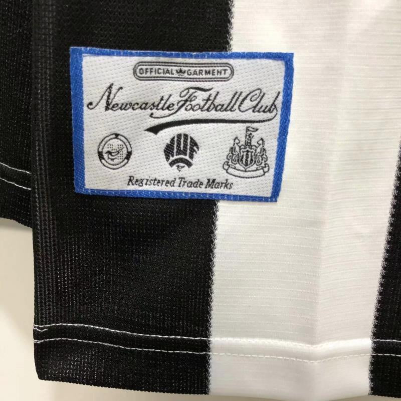1995/1997 Retro Long Sleeve Newcastle United Home