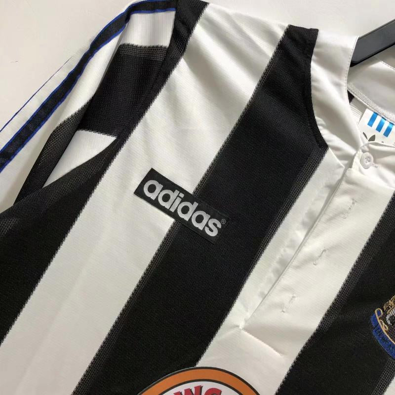 1995/1997 Retro Long Sleeve Newcastle United Home