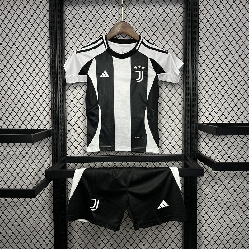 2024/2025 Juventus Home