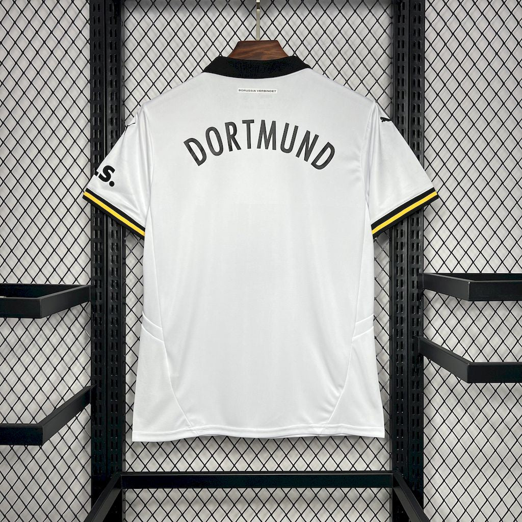 2024/2025 Dortmund Third Away